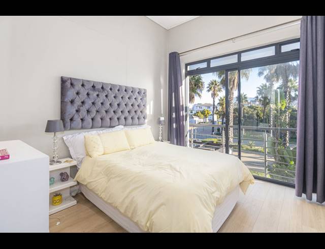 2 BEDROOM APARTMENT RENTED IN CENTURY CITY